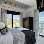 Hendel Lefkada *